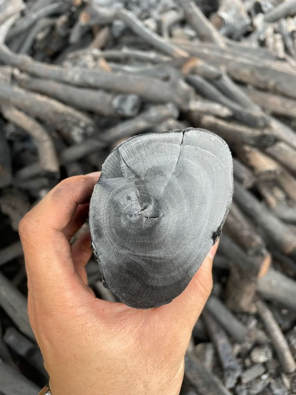 Halaban Charcoal